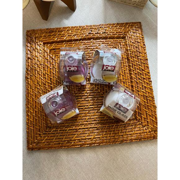 New Set of 4 Joie Wine Glass To Go 2 White 2 Wine Red Lot $12.95 MSRP Each - Picture 4 of 8